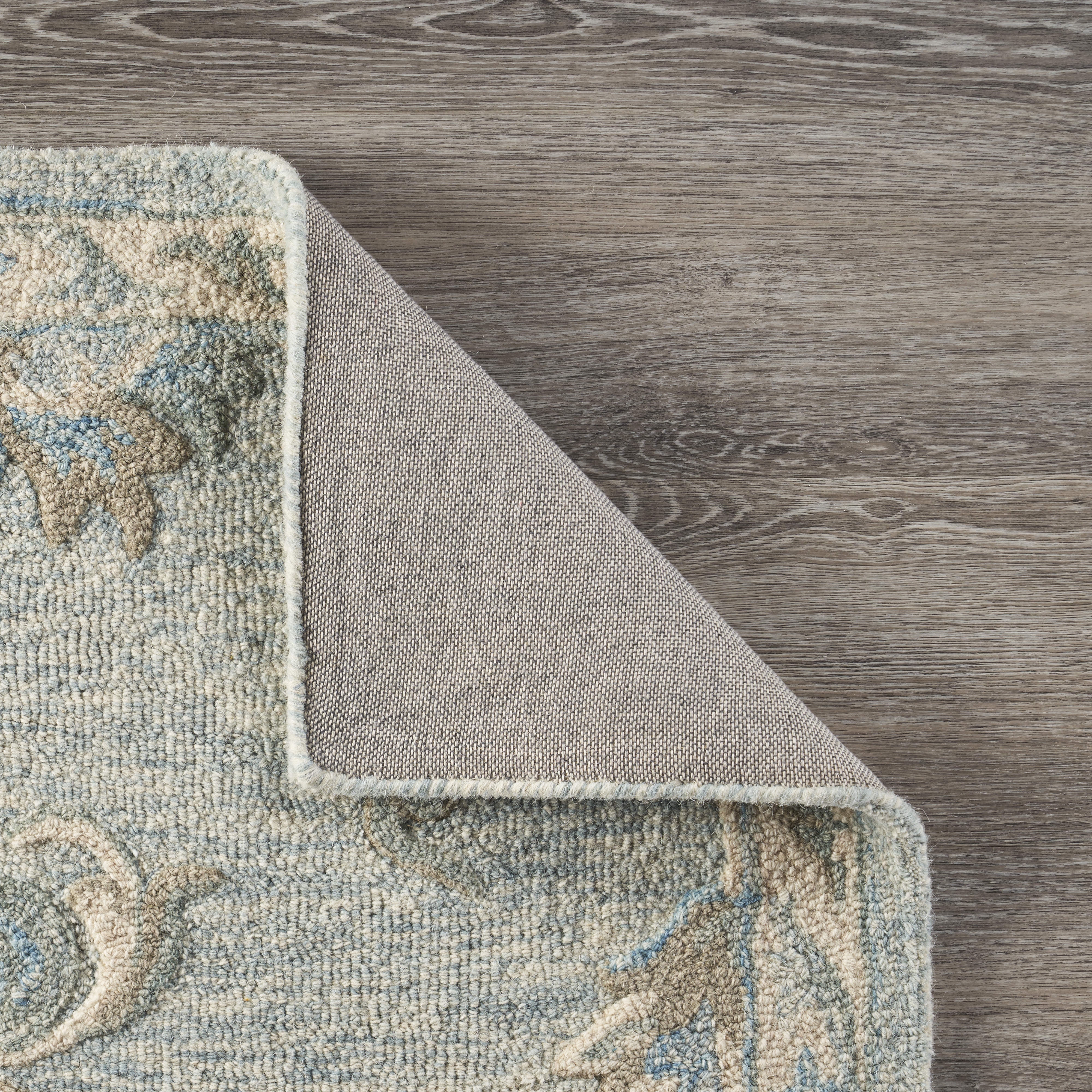 Harlow Hill Wade 2' x 3' Blue Floral Wool Indoor Area Rug