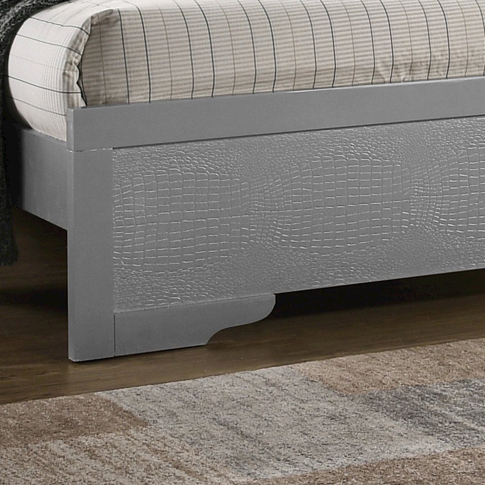 Glory Furniture Lorana Queen Bed in Champagne Color