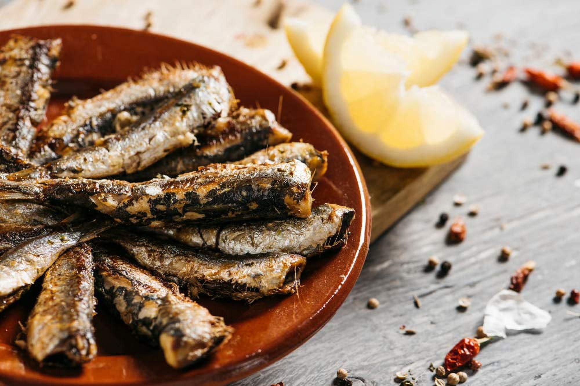 Canned Sardines Tomato Sauce - Canned Mediterranean Sardines without Heads from El Manar - 12-Pack of 125g Cans (Tomato Sauce)
