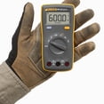 thumbnail image 4 of Multímetro digital Fluke 106 CAT III 600 V del tamaño de una palma, 4 of 6