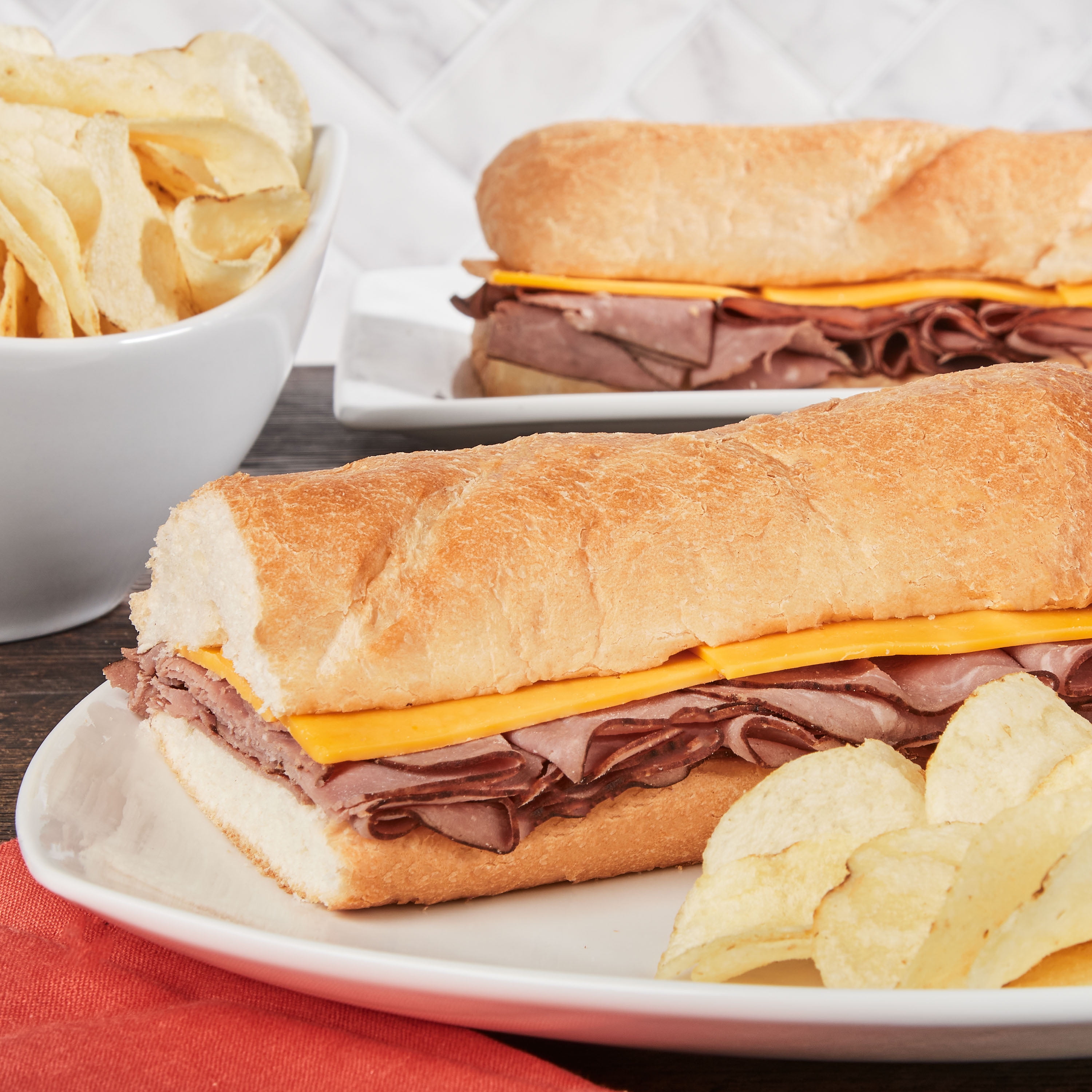 Marketside Roast Beef & Cheddar Sub Sandwich, Full, 1 Count