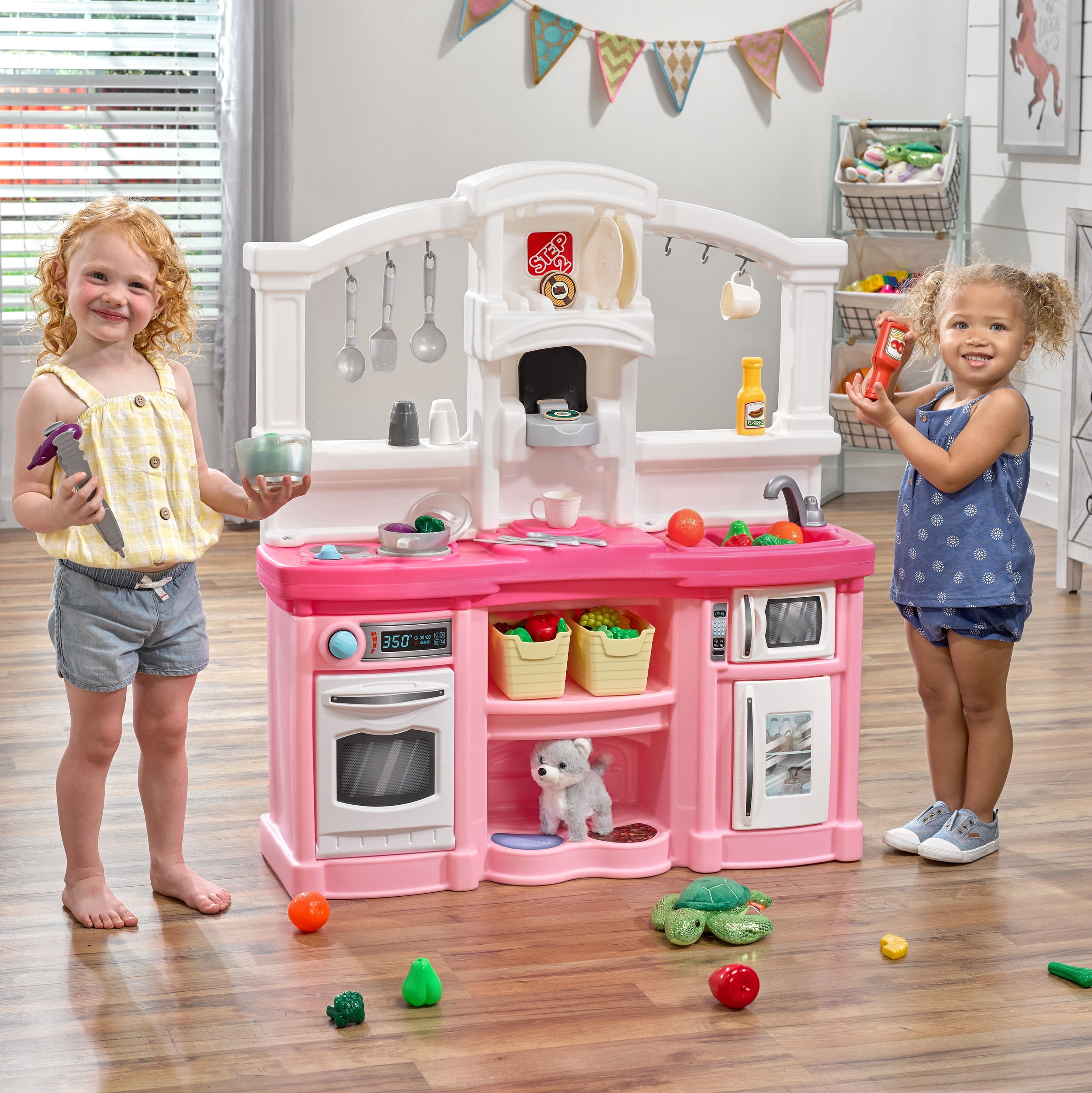 Step2 Fun With Friends Pink Toddler Kitchen Play Set - 1