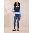 thumbnail image 3 of Levi Strauss Signature Women's and Women's Plus High Rise Skinny Jeans, Sizes 2-26, 3 of 8