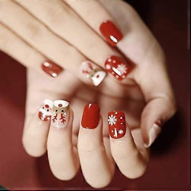 Brishow Coffin False Nails Christmas Fake Nails Snow Elk Press on Nails Full Cover Stick on Nails 24pcs for Women and Girls (1)