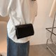 thumbnail image 3 of Bolso de hombro de moda de cuero para mujer pequeños bolsos cruzados con perlas (negro) Likrtyny Para estrenar, 3 of 9