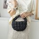 thumbnail image 2 of Bolsas De Hombro Bolsos de hombro acolchados para mujer Cloud Mini Bag Bolso Cross Bag Tote (Negro), 2 of 6