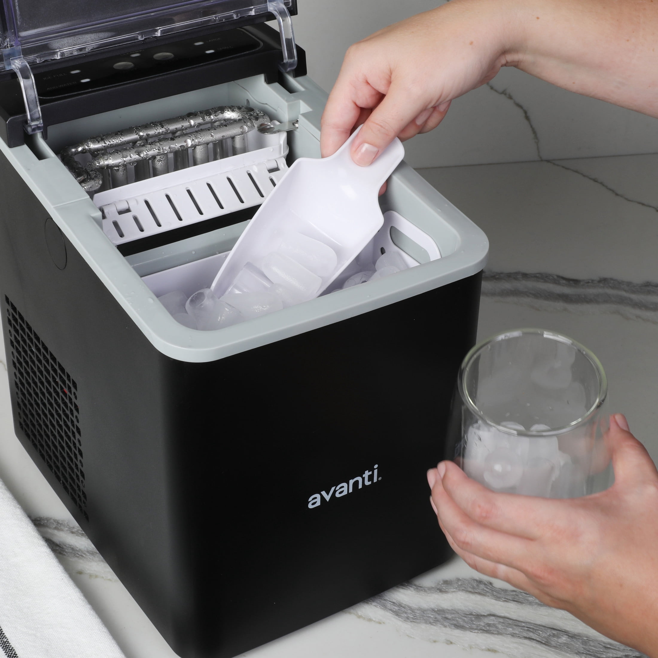 Avanti Mighty Ice 26lb. Countertop Bullet Ice Maker, Fast 6-Minute Ice Cycle, Self-Cleaning, Two Ice Sizes, Ultra Quiet, in Black (AVIM2625BK)