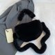 thumbnail image 3 of Bolso Mano Invierno Suave Hombro para Mujer Cadena Felpa Esponjosa Viajes, 3 of 9
