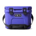 thumbnail image 1 of Cooler YETI Roadie 15 Hard con correa de doble uso, color ultramar, 1 of 9