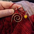 thumbnail image 4 of Aguja de tejer con cable en espiral, alfiler para chal, herramienta de decoración de tejido hecha a mano, regalo para tejedor, nueva aguja de cable 2022 (4 unidades) ER, 4 of 5