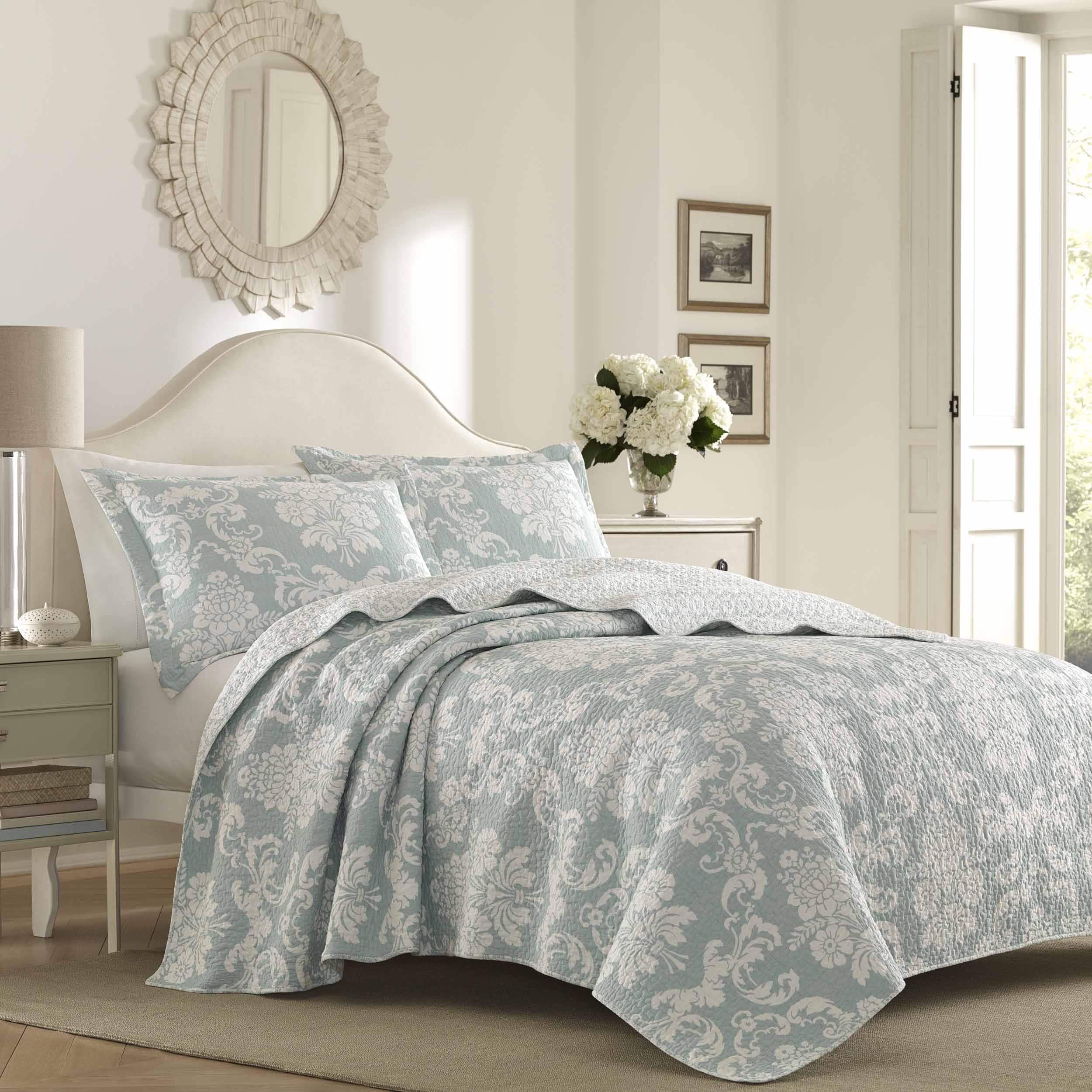 laura ashley lifestyles quilt set