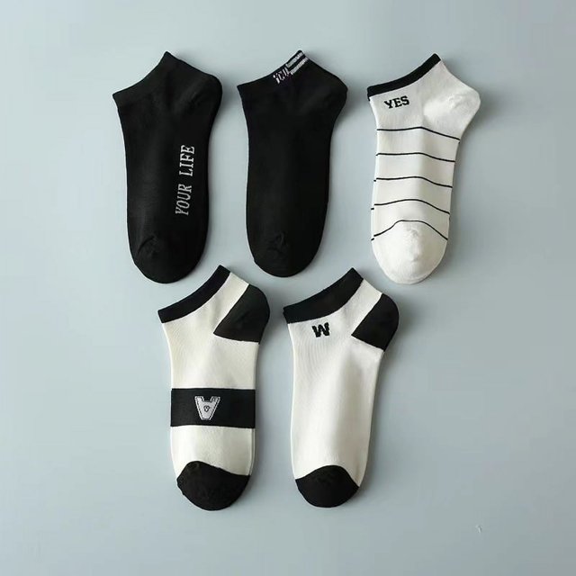 Calcetines cortos de verano para mujer, calcetines náuticos de caña baja con dibujos animados en blanco y negro, calcetines casuales para mujer, calcetines bajos transpirables de moda