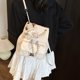 thumbnail image 4 of Mochila pequeña con cadena de rombos estilo Chanel, estilo coreano, moderna, para mujer, estilo extranjero, ligera y de lujo, novedad de verano de 2025, 4 of 5