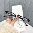 thumbnail image 1 of Tecnología de gafas para miopía con luz antiazul Montura de gafas de media montura atractiva para hombre y mujer, 1 of 2