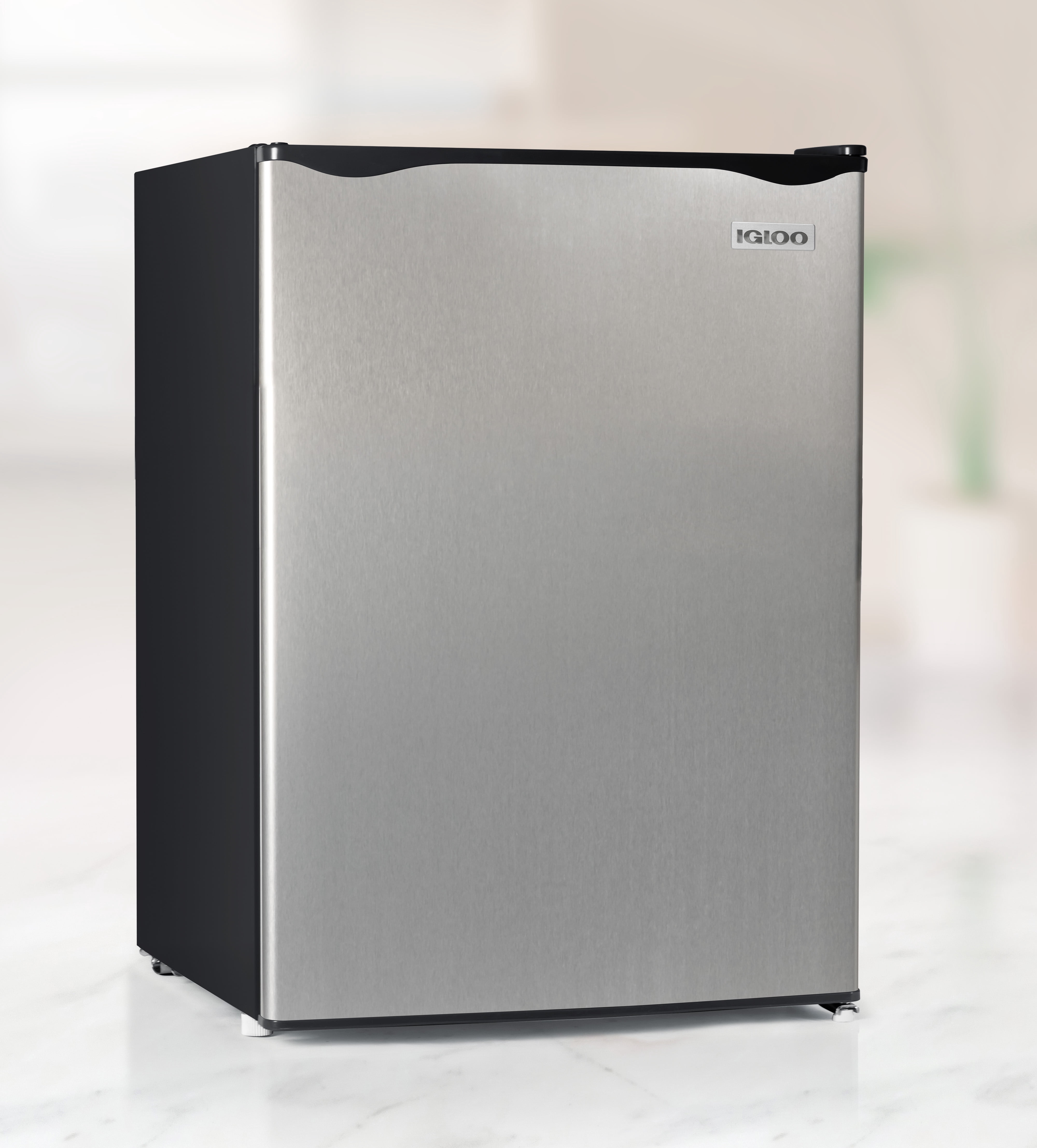 Igloo 2.6 Cu.Ft. Compact Refrigerator with Freezer, Platinum, 2 Shelves