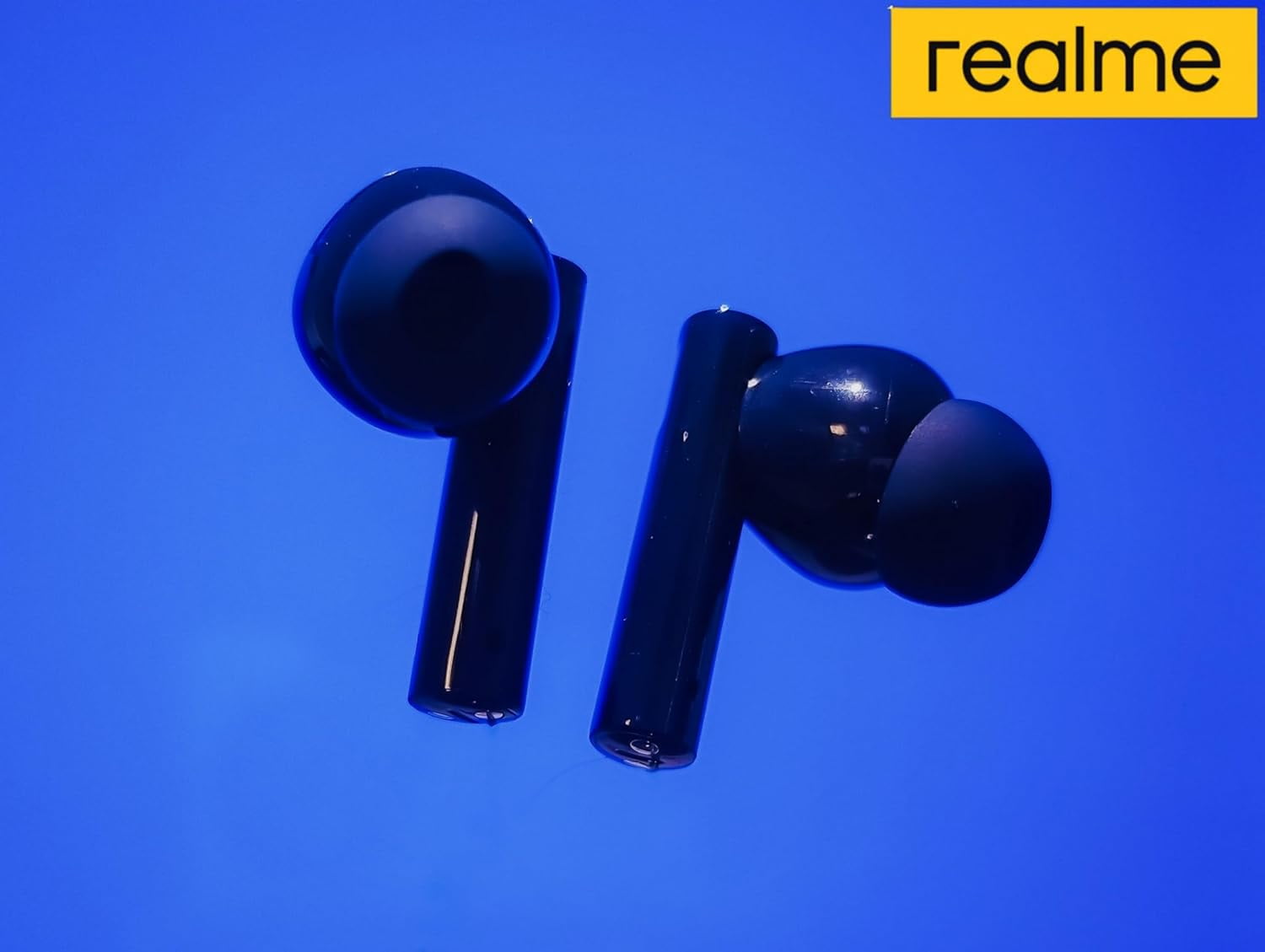 realme Buds Air 5 Truly Wireless in-Ear Earbuds with 50dB ANC, 12.4mm Mega Titanized Dynamic Bass Driver, Upto 38Hrs Battery with Fast Charging & 45ms Ultra-Low Latency for Gaming - (Blue)