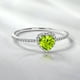 thumbnail image 2 of JeenMata Anillo de Bodas de Oro Blanco de 18 K sobre Plata con Peridoto (Piedra Natal de Agosto) en Forma de Corazón de 1 Quilate, 2 of 6