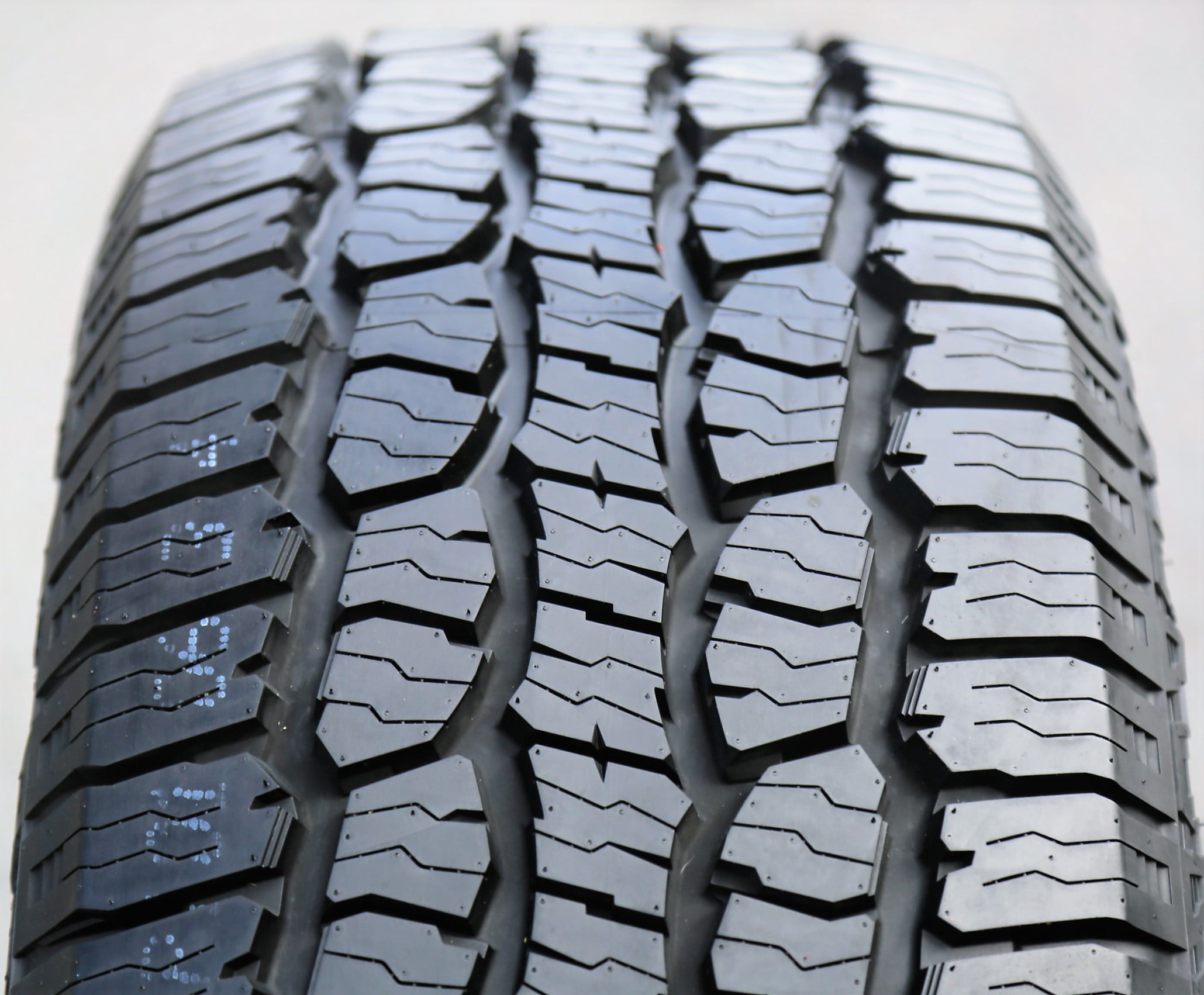 FORTUNE TORMENTA A/T FSR308 245/75R17 121/118S E OWL TIRE
