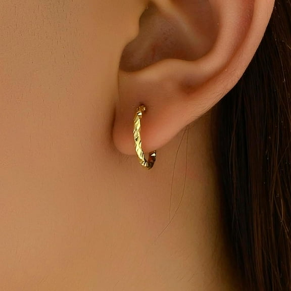 Fashionable Casual Brass Hoop Earrings Real 18K Gold Plated 15mm