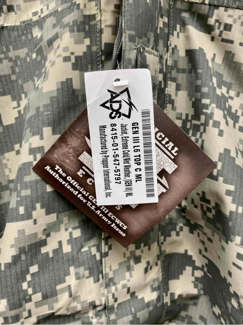 USA製 ECWCS GEN3 LEVEL6 GORE-TEX JACKET US Army Gen III Level 6, Extreme Cold & Wet Weather Jacket, OCP