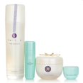 thumbnail image 2 of Set de cuidado de la piel Tatcha The Essence, suavizante para piel, 150 ml, 2 of 3