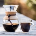 thumbnail image 4 of Bodum - Cafetera para verter 11592-109 con filtro permanente con banda de cuero, 0,5 L/17 oz, corcho, 4 of 8