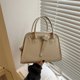 thumbnail image 2 of Bolso cuadrado pequeño de tendencia retro para mujer, nuevo bolso de hombro de gran capacidad, bolso de mensajero versátil, bolso de concha, 2025, 2 of 5