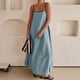 thumbnail image 2 of Vestido largo para mujer: tirantes finos con ribete en contraste, prenda de verano para la playa, vestido largo sin mangas para vacaciones., 2 of 7