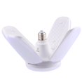 thumbnail image 3 of Bombillas LED de 4 aspas, diseño de ventilador plegable, lámpara plegable de estilo de cuatro hojas para el comedor del hogar (luz blanca de cuatro hojas de 60 W, CA 85-265), 3 of 3