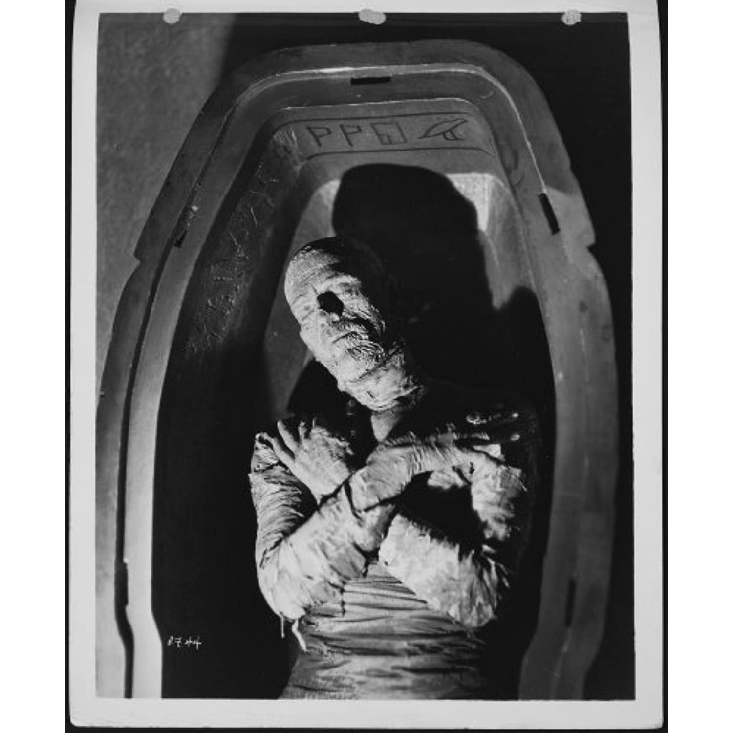 Universal Classic Monsters: The Essential Collection (Blu-Ray), starring Boris Karloff, Claude Rains, and Colin Clive [2024]