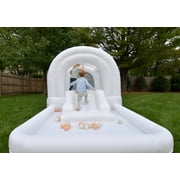 DayDreamer Cloud Bounce House with ball pit