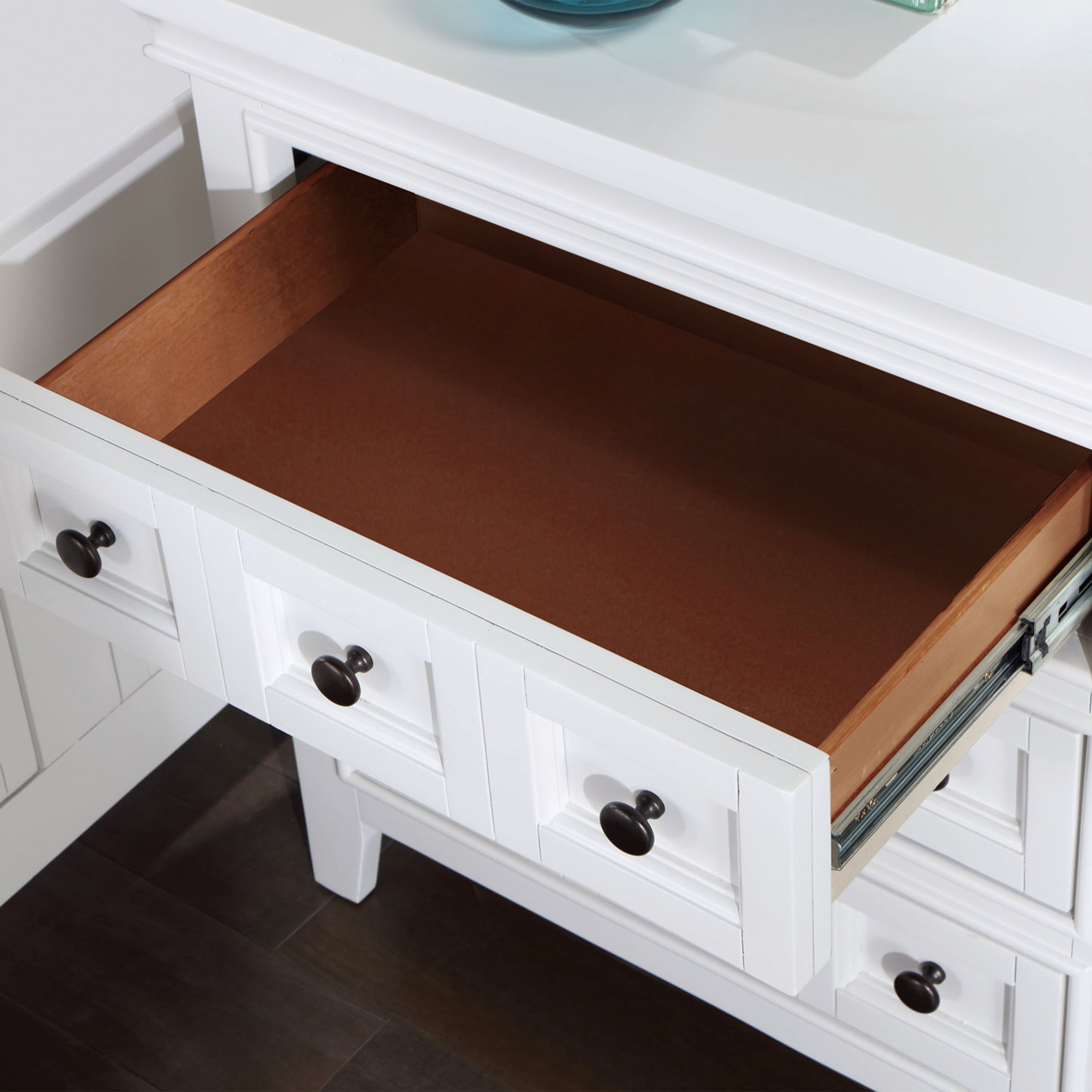 Furniture of America Pharr Adult Transitional 3-Drawer Nightstand, White
