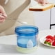 thumbnail image 5 of Colador de yogur griego con tapa, filtro de yogur de malla fina para preparar pequeñas raciones de yogur griego o de coco espeso y cremoso, 5 of 8
