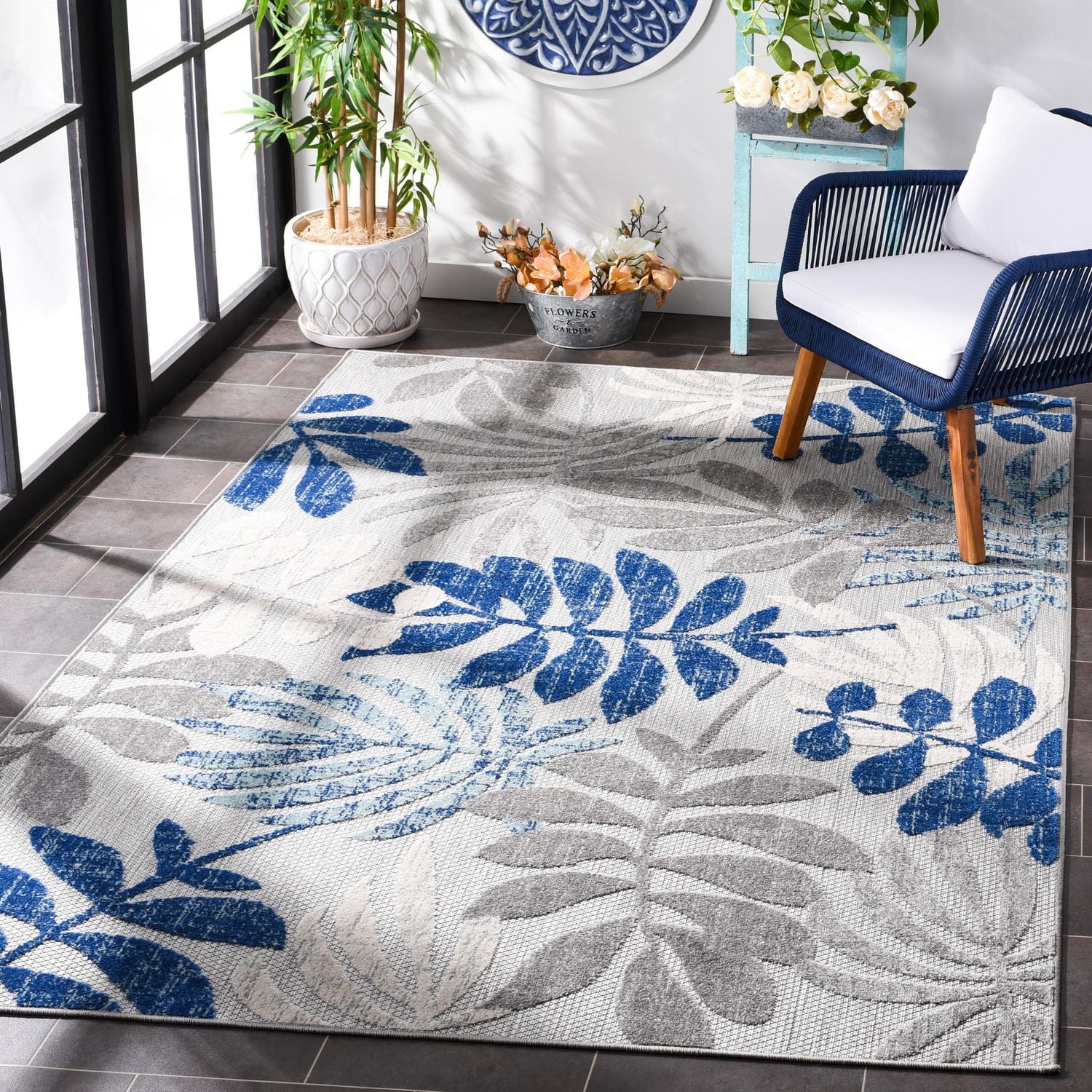 SAFAVIEH Cabana Elouise Floral Indoor/Outdoor Area Rug