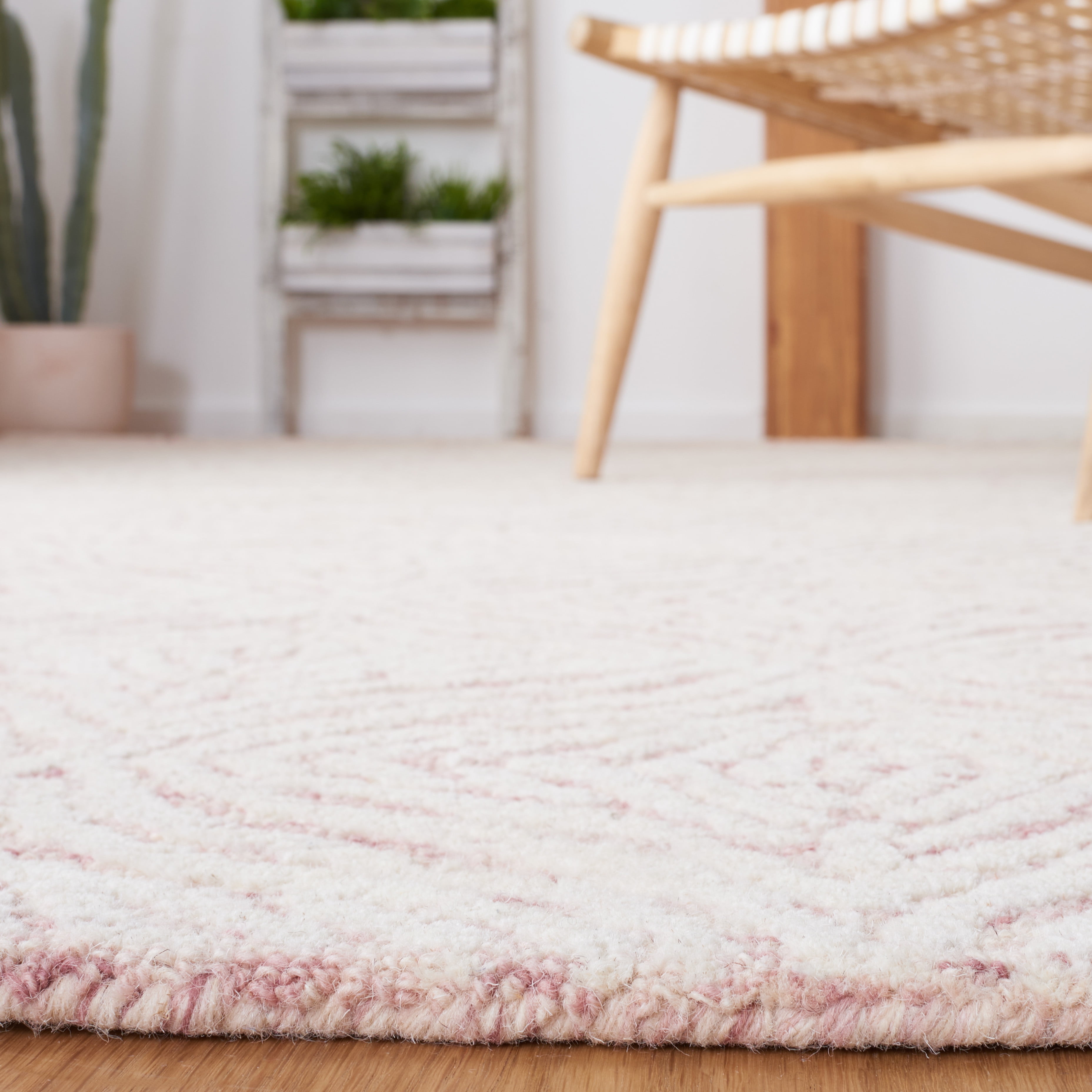 SAFAVIEH Metro Dalach Medallion Area Rug, Dark Pink/Ivory, 8' x 10'