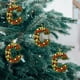 thumbnail image 3 of Adornos navideños artesanales decorativos para el árbol, monogramas decorativos acrílicos 2D con gorro de Papá Noel, 26 letras, adornos navideños colgantes para manualidades, decoración navideña para, 3 of 5
