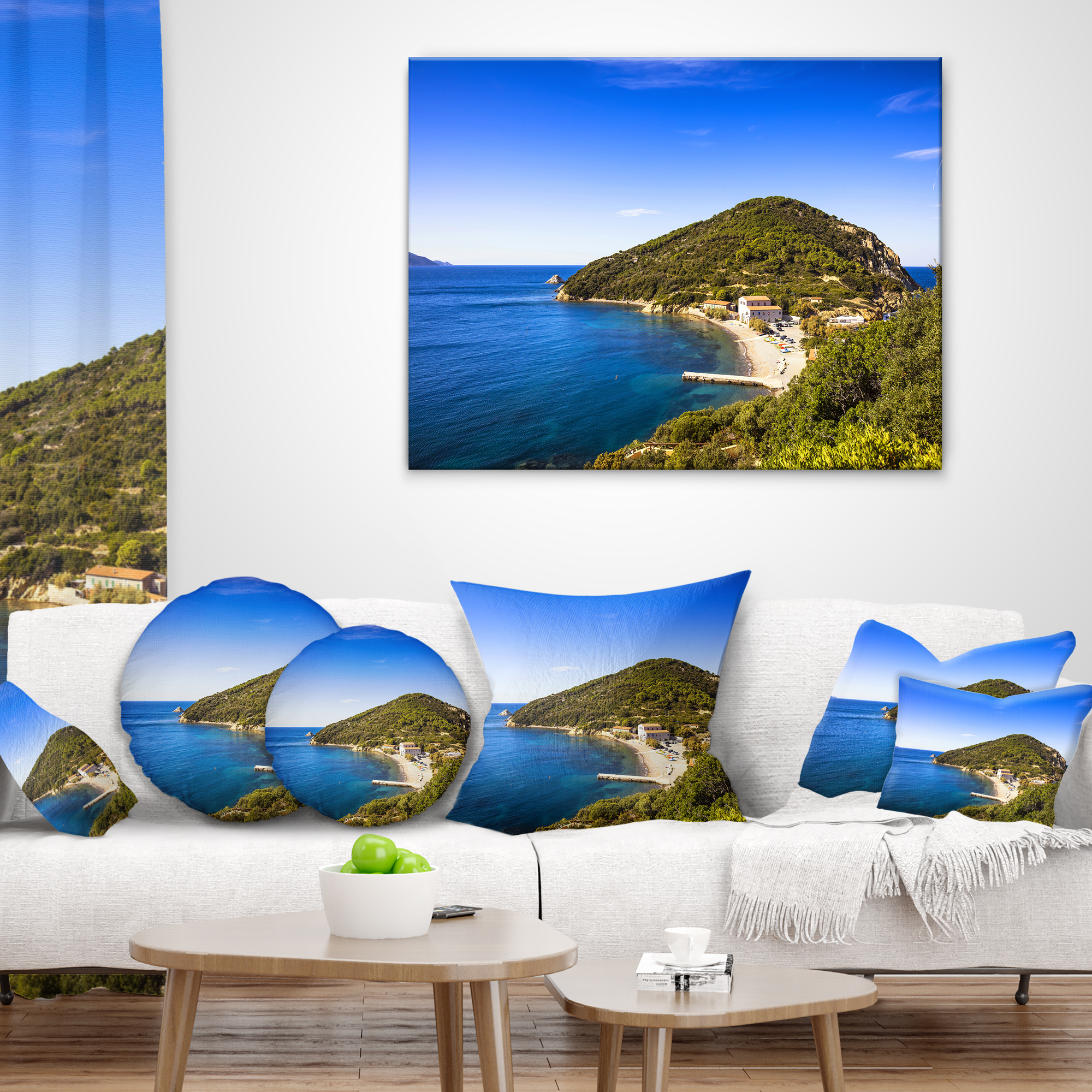 Designart Blue Seashore at Elba Island - Seashore Throw Pillow - 18x18
