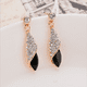 thumbnail image 4 of Par Aretes Elegantes Largos Con Borla De Cristal Gota D Agua, 4 of 5