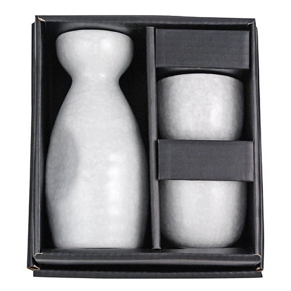 Kagetsu Sake Set 5 fl oz Tokkuri Bottle with Two 1.5 fl oz
