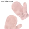 thumbnail image 4 of Ensemble Trois Pièces pour Enfants, Chapeau, Foulard et Gants, 4 of 5