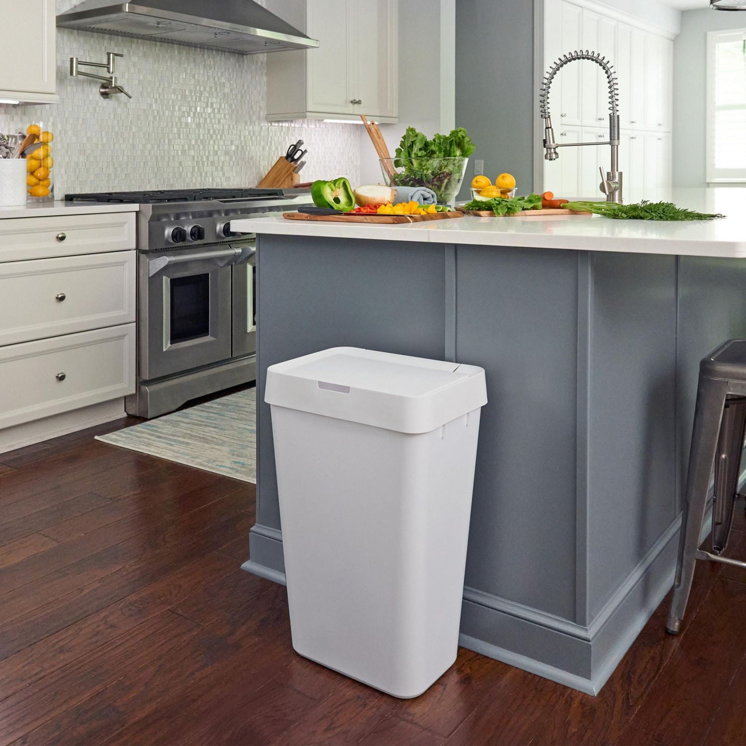 Rubbermaid 12.2 Gallon Touch-Top Kitchen Trash Can with Lid, White Trash Container, 46.2 l