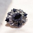 thumbnail image 2 of Broche ovalado de filigrana de cristal marquesa elegante clásico para banquetes, 2 of 5