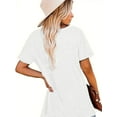 thumbnail image 3 of Playera de manga corta para mujer, estampado en color sólido, cuello redondo, estilo casual, para verano, estilo casualWomen's Lucky St. Patrick's Day Graphic Tee - Red with Green Shamrock & Hat Des, 3 of 7