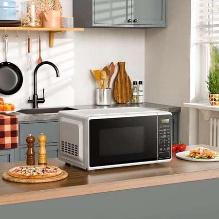 MAINSTAYS 0.7 CU FT COUNTERTOP MICROWAVE OVEN, 700 WATTS, WHITE