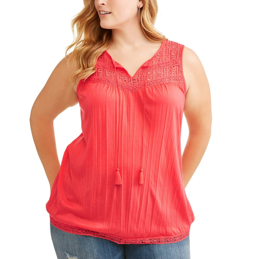 New York Laundry Women's Plus Sleeveless Tassel Front Top