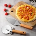 thumbnail image 4 of Inteprter Paquete de 2 servidores de rueda de Pizza de acero inoxidable, mango de antideslizante de mano, accesorio portátil multifuncional para Cocina y Comedor Inteprter HA010666-00, 4 of 6