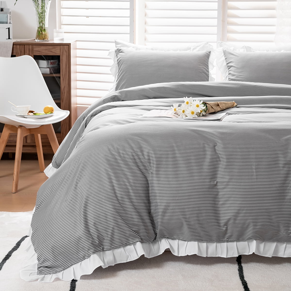 Black and White Lines Duvet Cover Set King Size Ruffle Lace Bedding Set