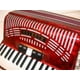thumbnail image 5 of Acordeón para piano Hohner Hohnica 1305-RED de 34 teclas para principiantes, 5 of 9