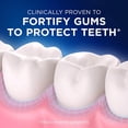 thumbnail image 2 of Pasta de dientes Crest Pro-Health Gum Detoxify Deep Clean 110 ml x3, 2 of 9