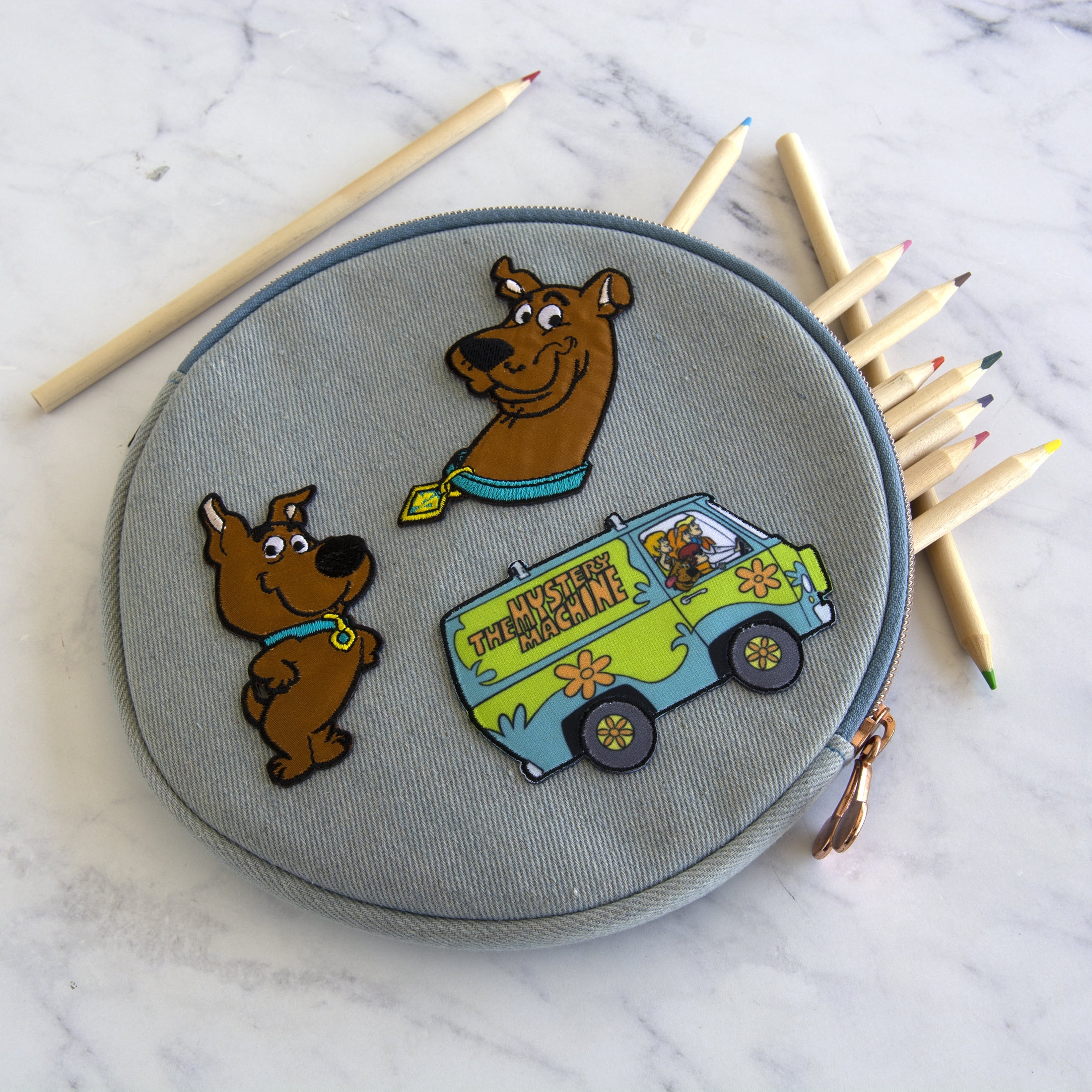 Simplicity Warner Bros. Scooby-Doo Iron-on Applique Embroidered Patch,  Multi-color, 1 Each 
